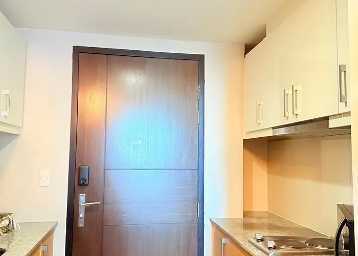 Uptown Parksuites Tower 1 Aparthotel *
